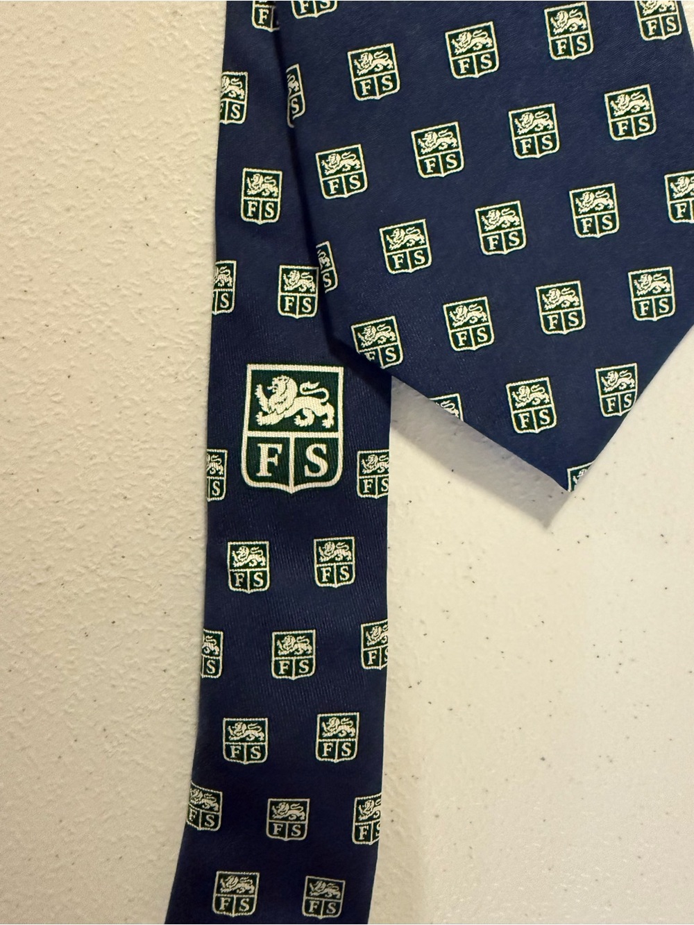 Vineyard Vines Custom Collection Silk Necktie USA Designer Geometric Blue FS